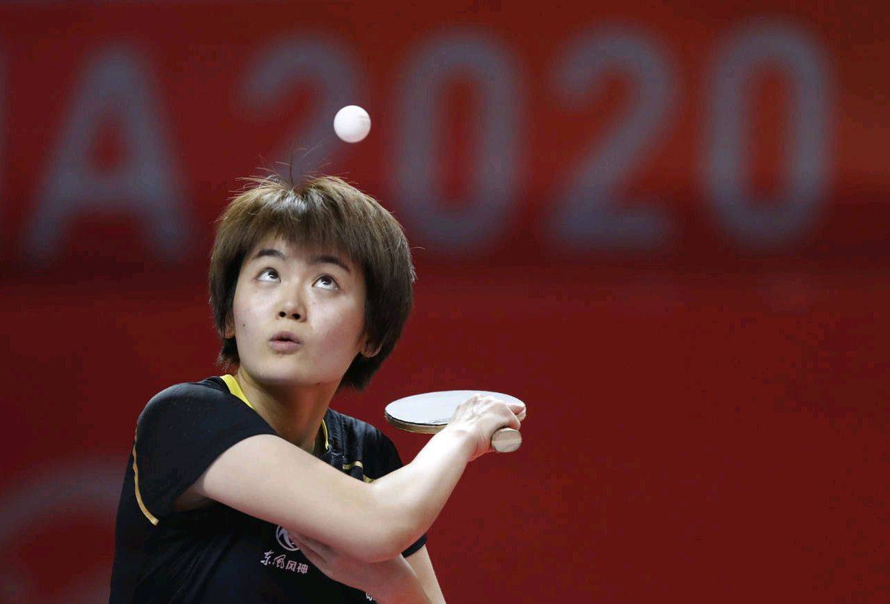 包含马拉松预选赛上演强强对话,川蜀猎隼队翻盘洞庭银狐队,战术调整见效;精神属性拉满的词条 包含马拉松预选赛上演强强对话,川蜀猎隼队翻盘洞庭银狐队,战术调整见效;精神属性拉满的词条